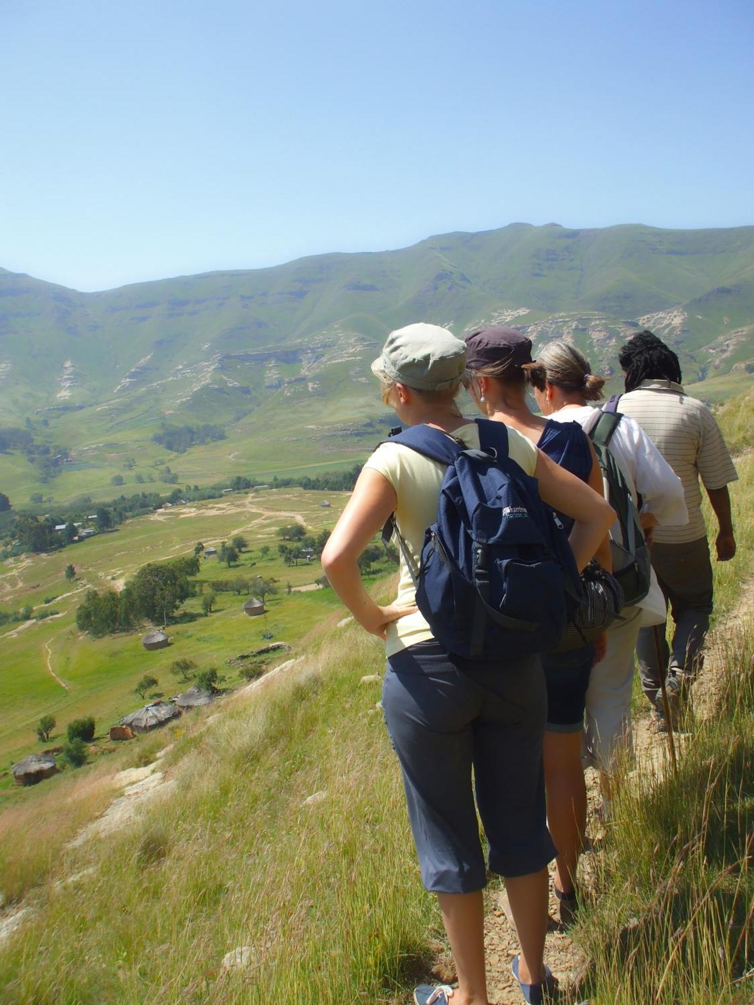 Хостел Karma Backpackers Kestell Экстерьер фото
