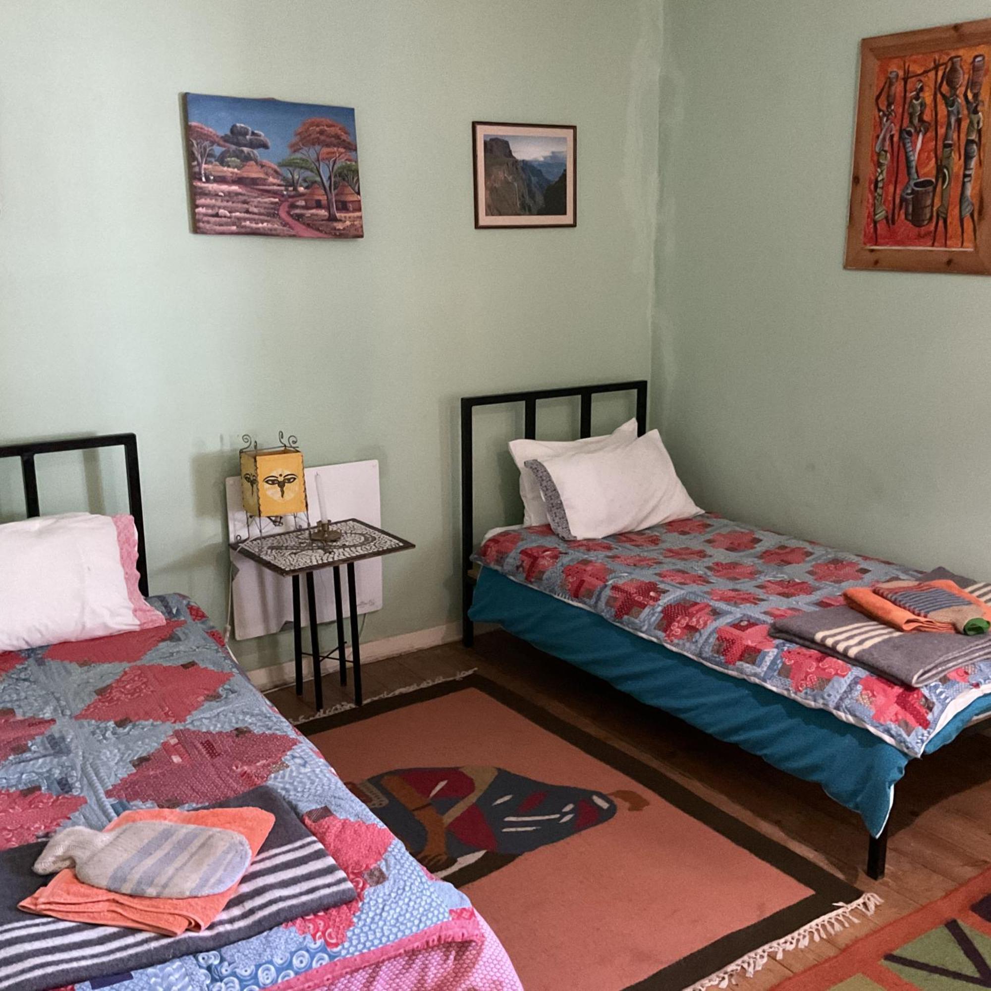Хостел Karma Backpackers Kestell Экстерьер фото